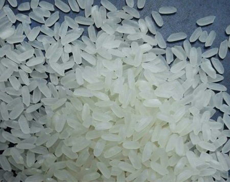 Specificarea vietnameză Calrose Rice: Umiditate: 14% Max Fragmentat: 5% Max Media cereale Lungime: 5.00 mm minim de ambalare: Conform Cumparatori Cerinta